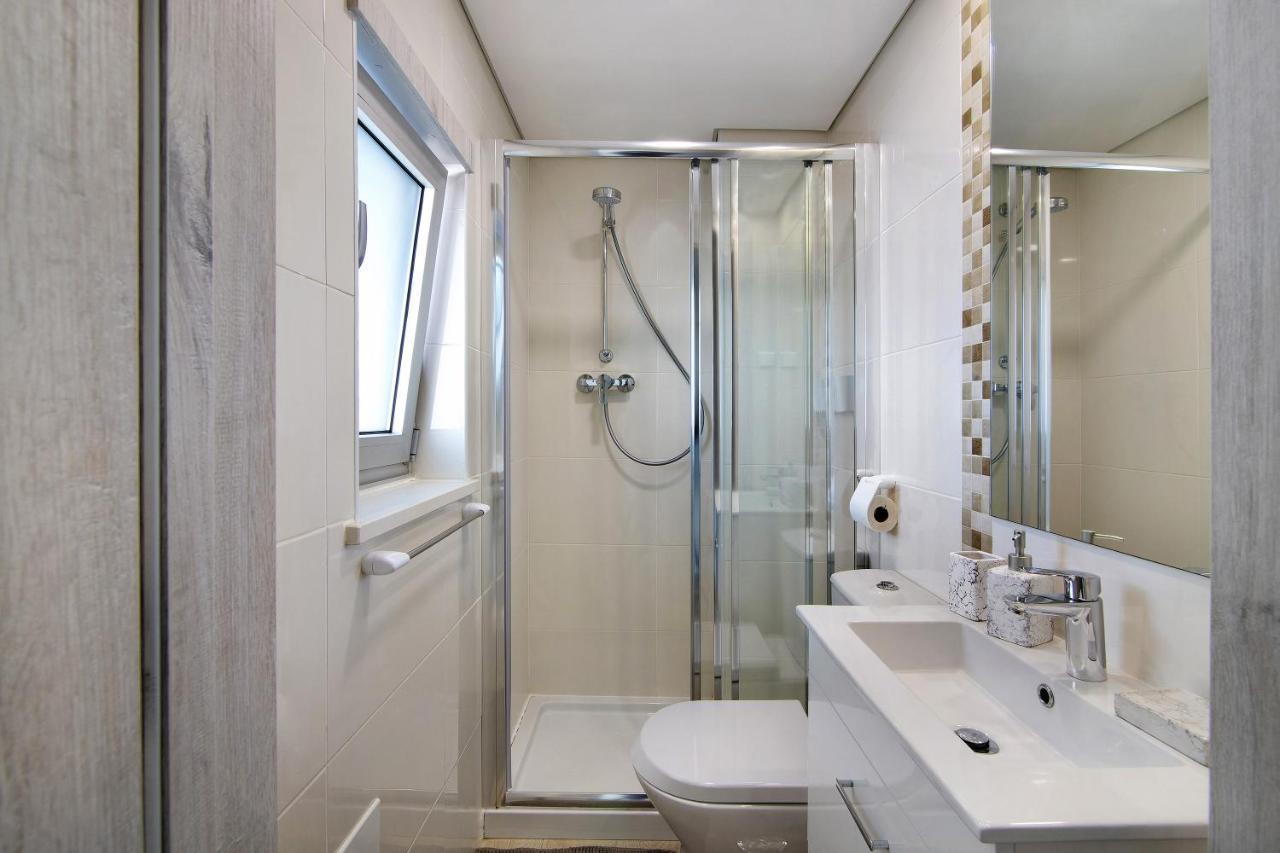 Numar Residence Villa Z มันตาโรตา ภายนอก รูปภาพ